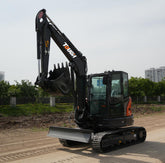 Small Excavator TE60U